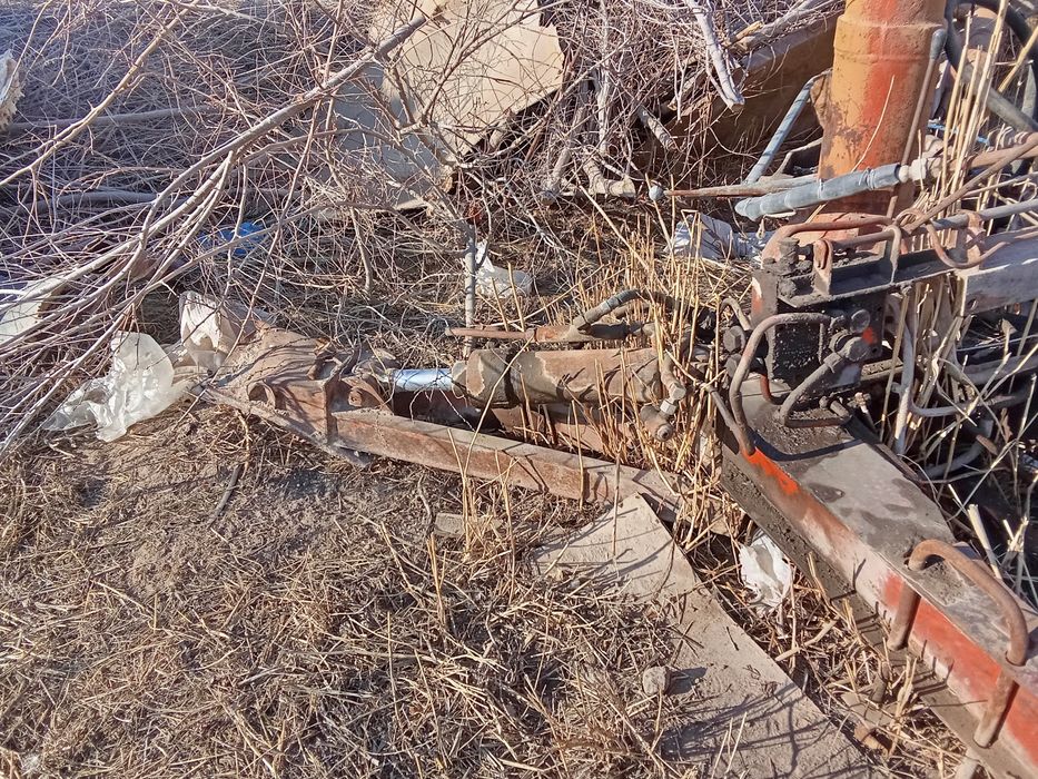 Ymz Belarus traxtirga pagurchik qavshalari sotiladi narxi 15 mln