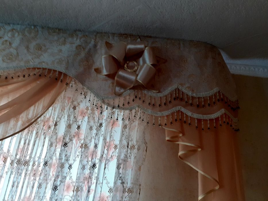 Шторы с ламбрекеном