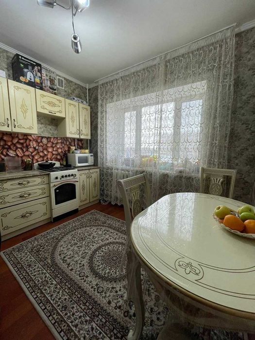 Продам 3 комнатную квартиру