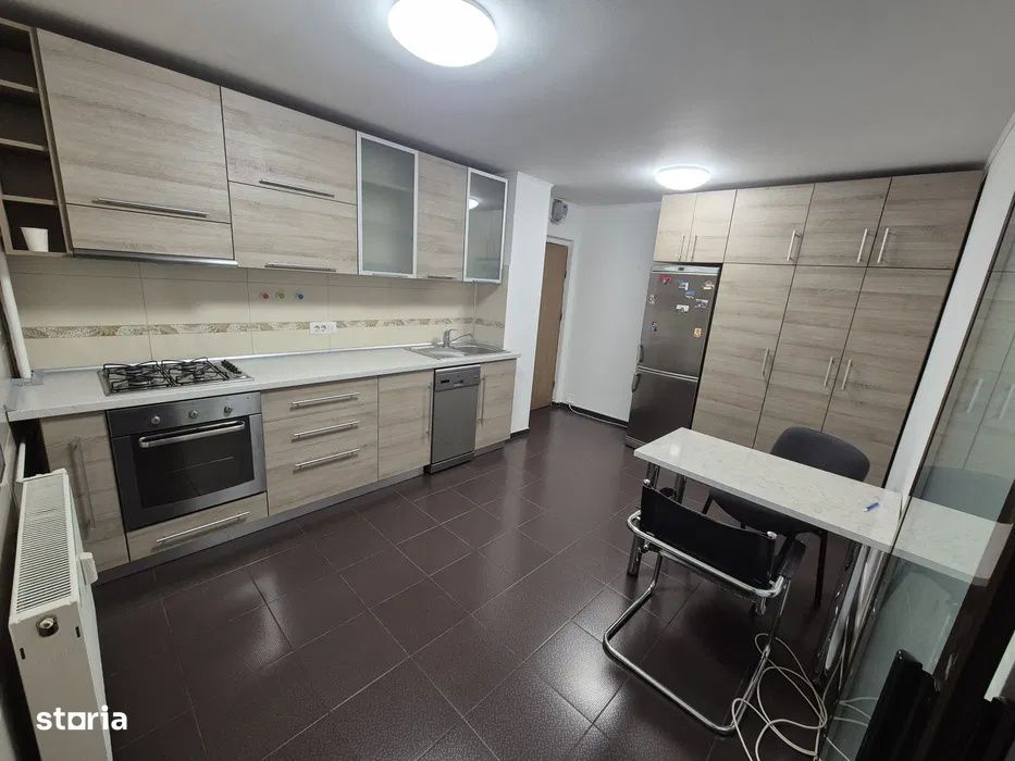 Apartament 2 camere /Piata Gorjului/ metrou 5'