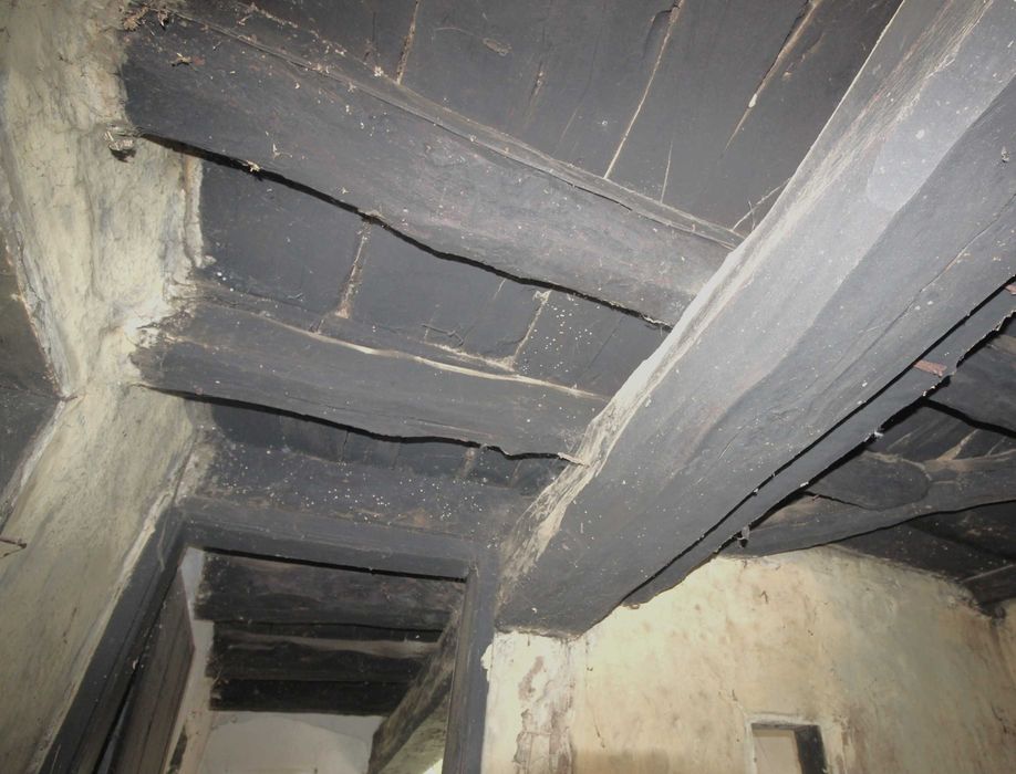 Продава се Къща в с. Драгановци, Област Габрово - 120 кв.м за 131 €/кв.м - Снимка #8