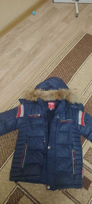 Продам зимнюю куртку