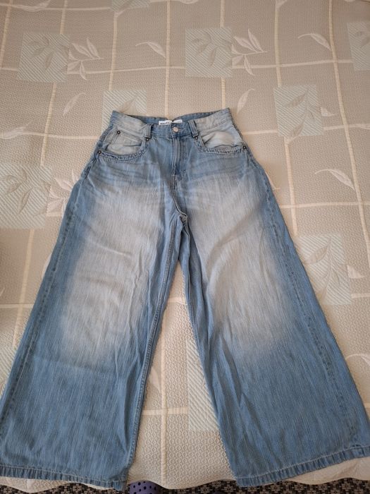 Юношески запазени дънки!