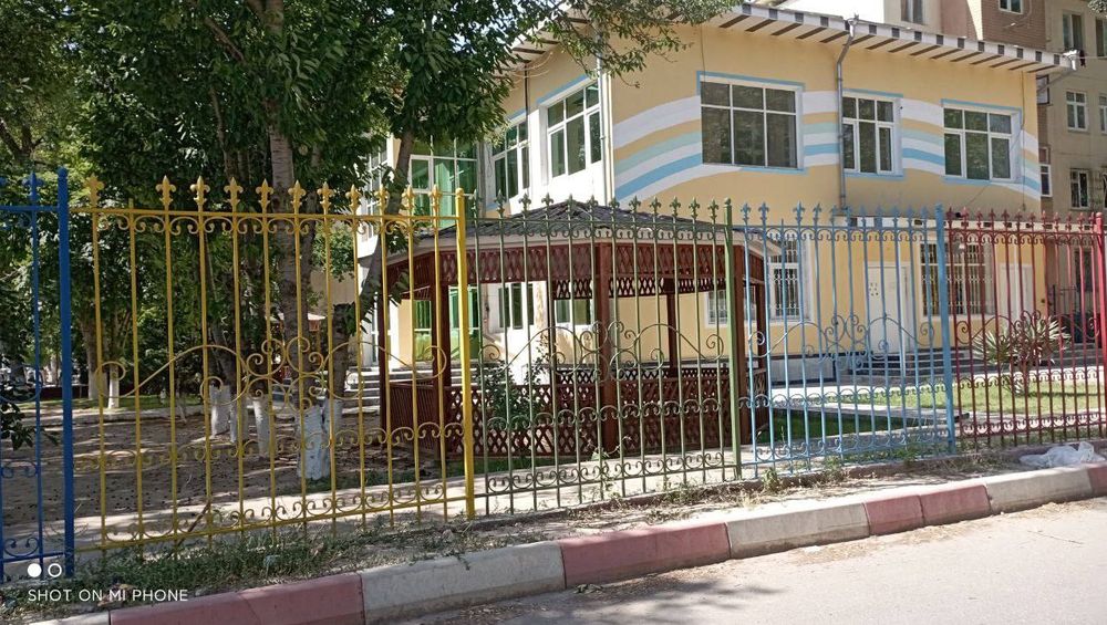 Продается отдельное здание 1 линия Чилонзар 11, 3 уровня 700 кв.м2.