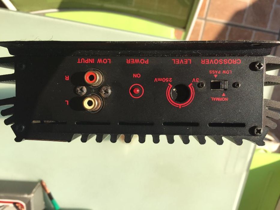 amplificator auto