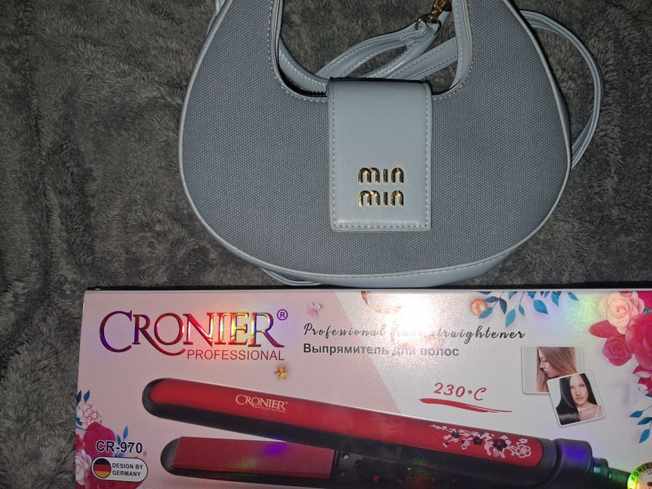 Продам сумку новую и выпрямитель + плойка недорого .