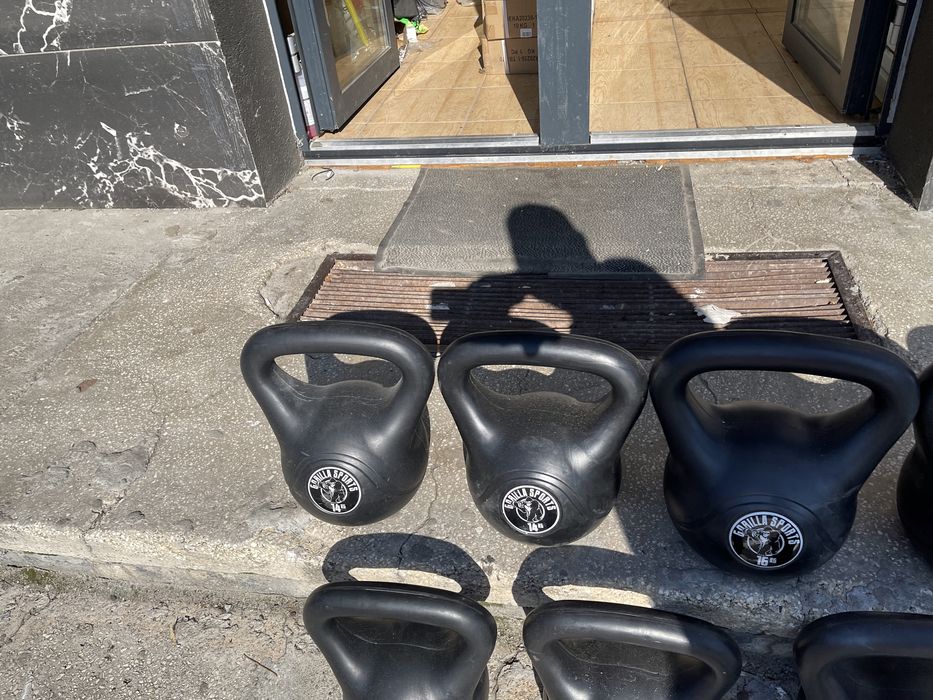 Set kettlebell 2x10 kg+2x12 kg+2x14 kg+2x16 kg+2x18 kg total 140 kg