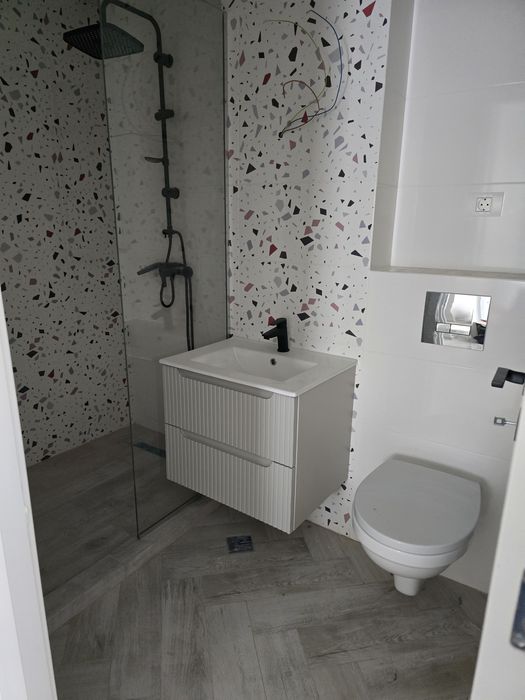 Apartament cu 2 camere la 90 m de plajă Mamaia nord - Loc parcare inclus in preț.