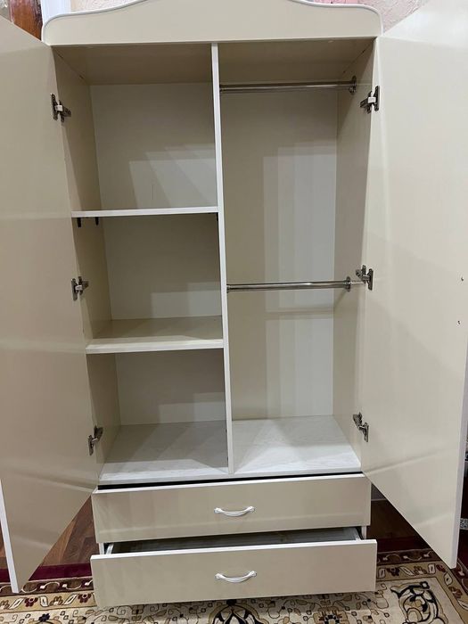 Bolalar uchun detski shkaf karavat