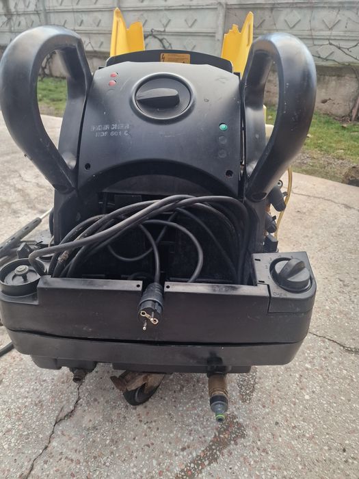 Aparat de spălat cu presiune monofazic Karcher HDS 601 C