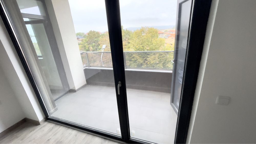 Продава се Двустаен апартамент в Търговище, Център - 55 кв.м за 1567 €/кв.м - Снимка #11