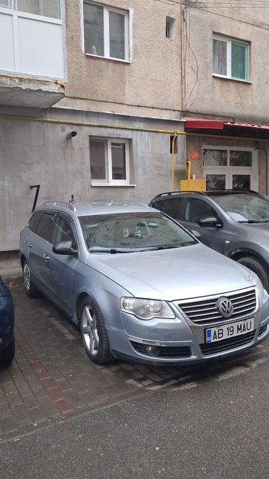 Vând vw passat b6