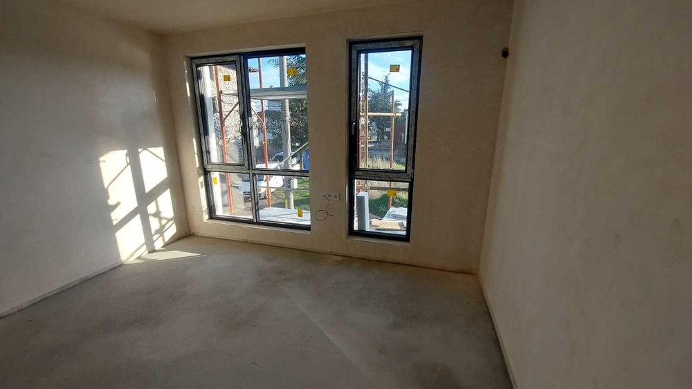 Продава се Двустаен апартамент в с. Минерални бани, Област Хасково - 77 кв.м за 596 €/кв.м - Снимка #2