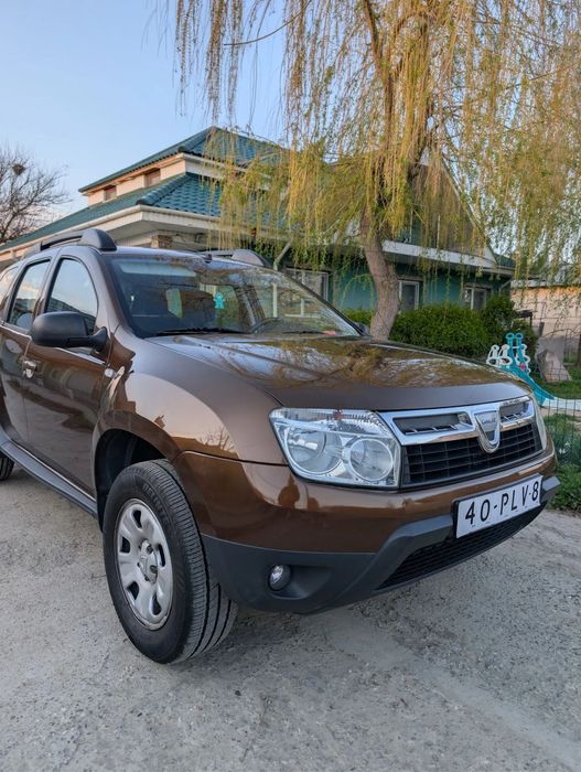Dacia Duster Buna ziua! Mașina este recent adusa din Olanda .