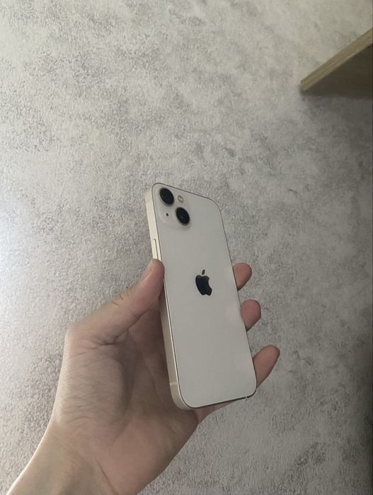 Продам 13 айфон а идеальном состояние