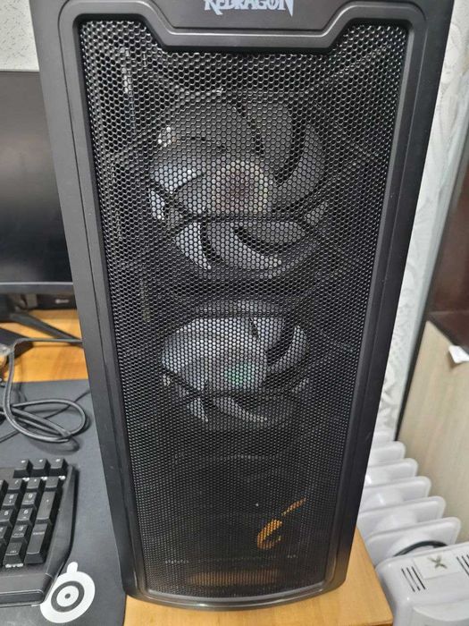 Компьютер игровой б.у.  1080 ti