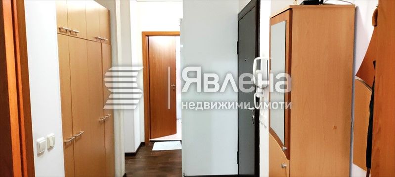 Дава се под наем Тристаен апартамент в София, Оборище - 100 кв.м за 1000 € - Снимка #9