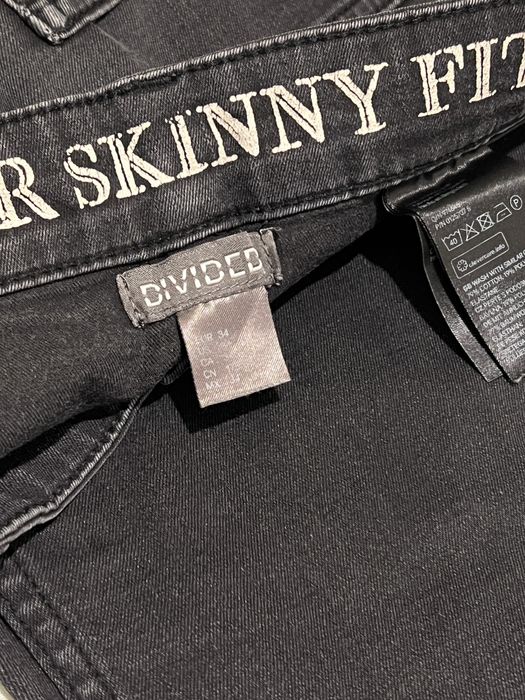 Blugi Skinny Fit Divided