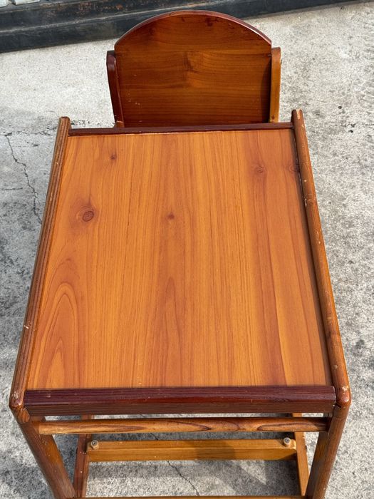 Продаю детский стол