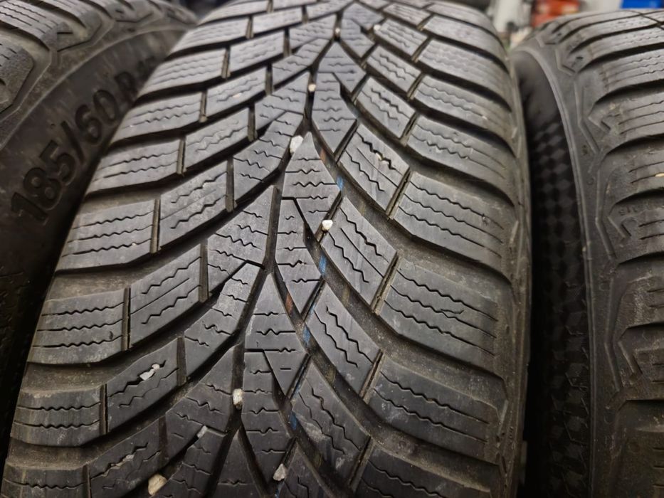 4 anvelope iarna Continental 185 60 15 stare foarte buna