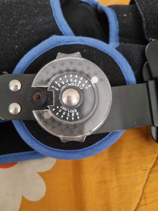 Ортеза колянна с градуси