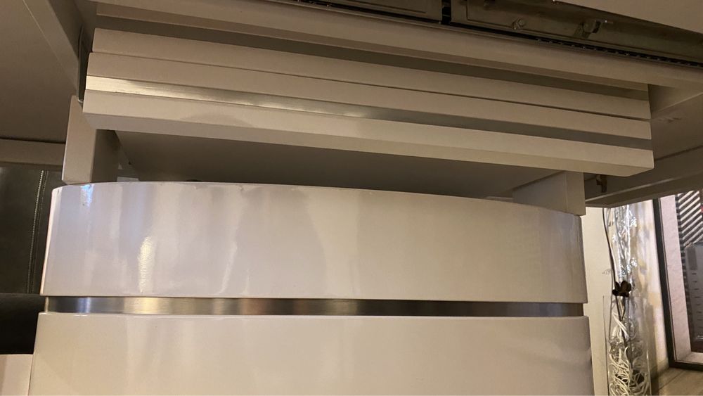 Маса за трапезария