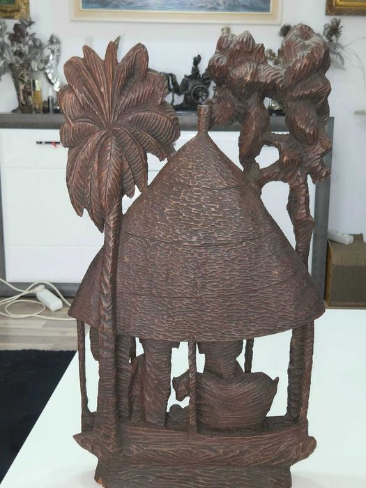 Sculptura vintage africana cu Nasterea Domnului