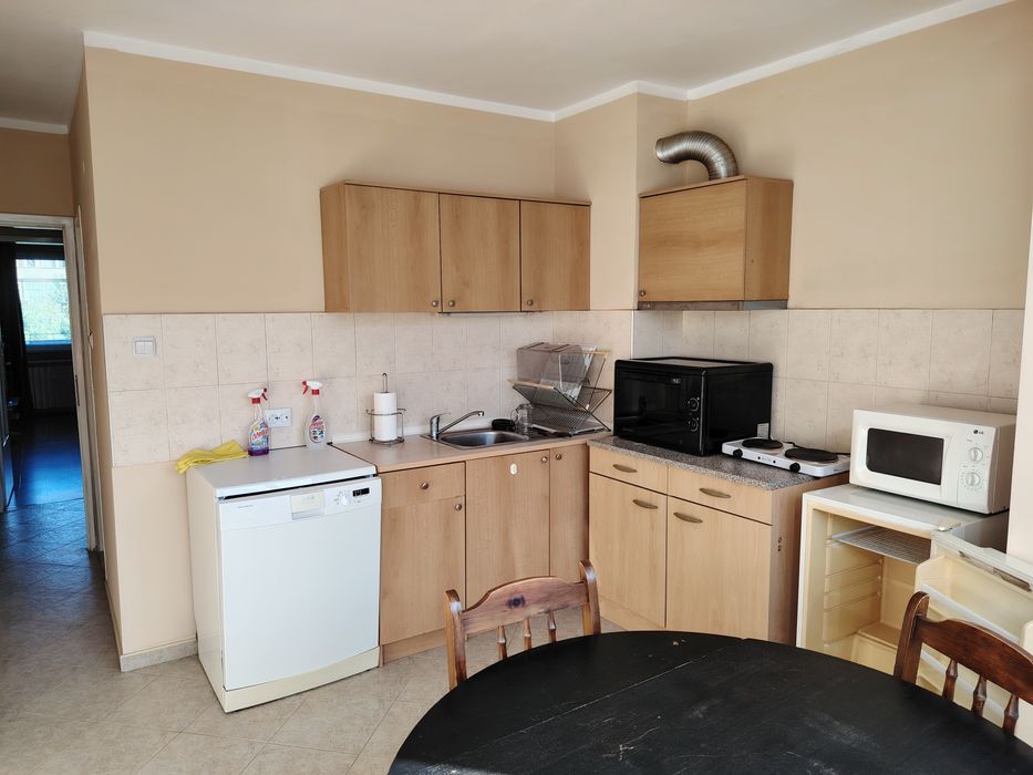 Тристаен, обзаведен, до Мед. Академия, за Ч. Л. 780 EUR