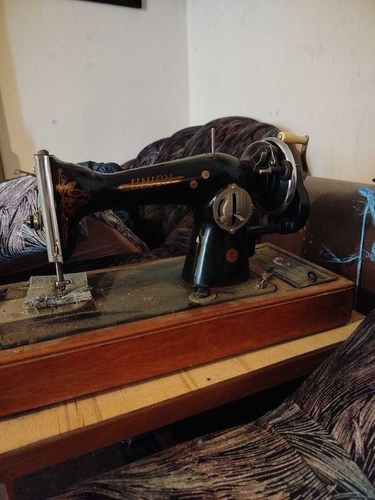 Стара шевна машина