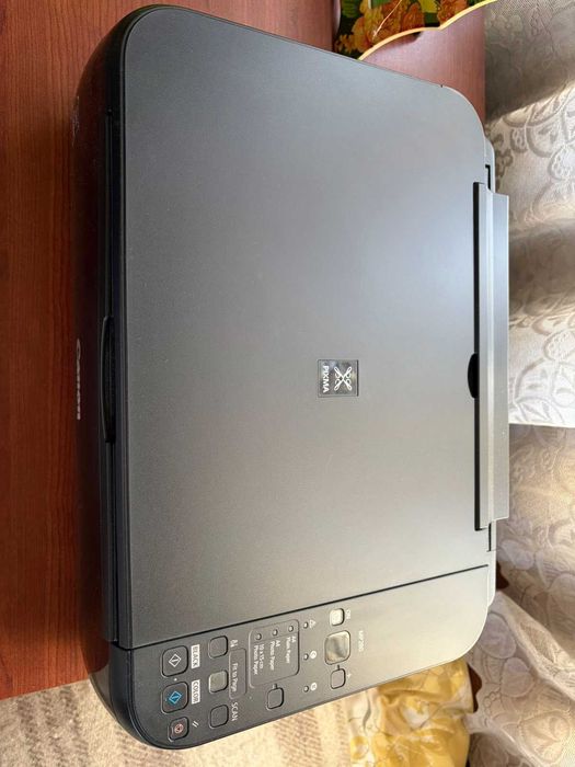 Принтер и скенер Canon