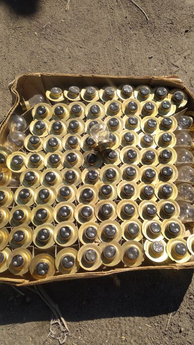 Продам лампочки новые