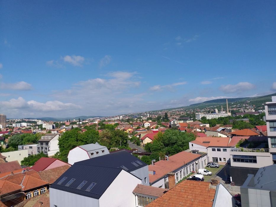Persoana fizica închiriez apartament 2 cam decomandate in ansamblul CBC Mărăști