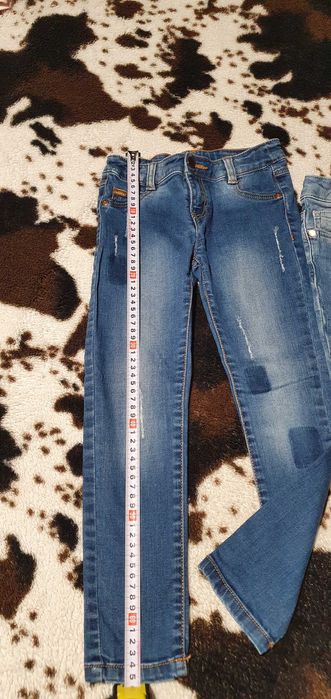 Дънки HM р-р 5-6г