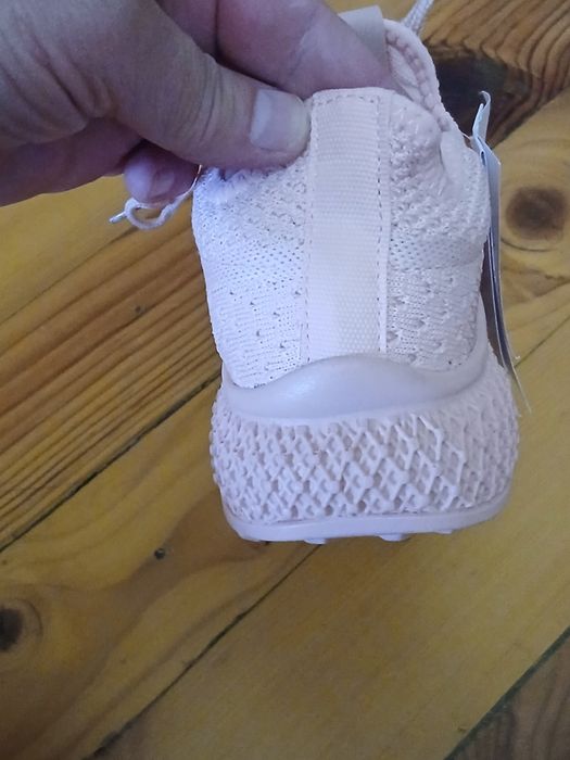 Маратонки ADIDAS