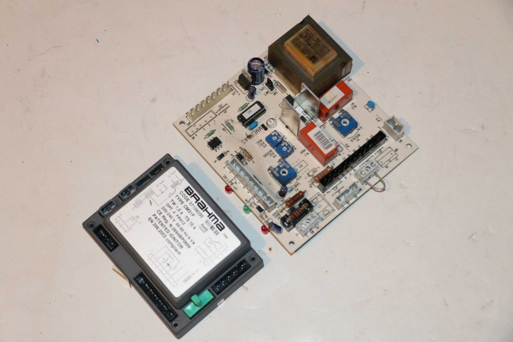 Placa electronica pentru centrala termica Immergas Zeus Maior