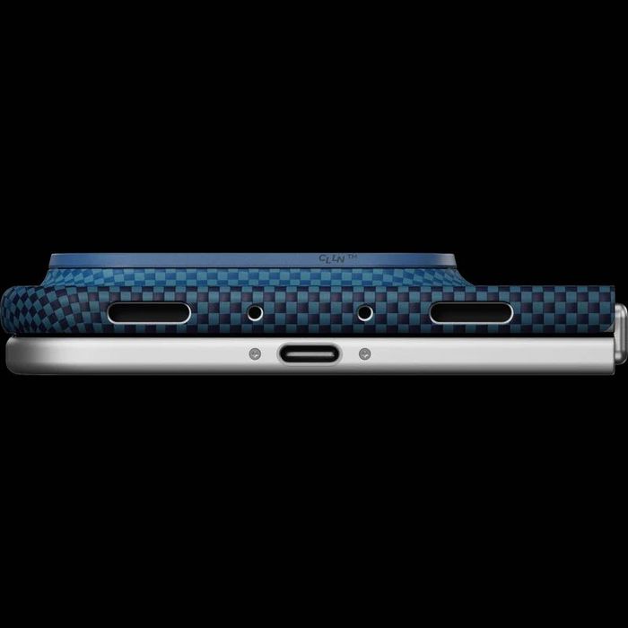 Карбонов Калъф с MagSafe Pitaka Edge Case Over the Horizon 2.0 за iPhone Duo – Moonrise