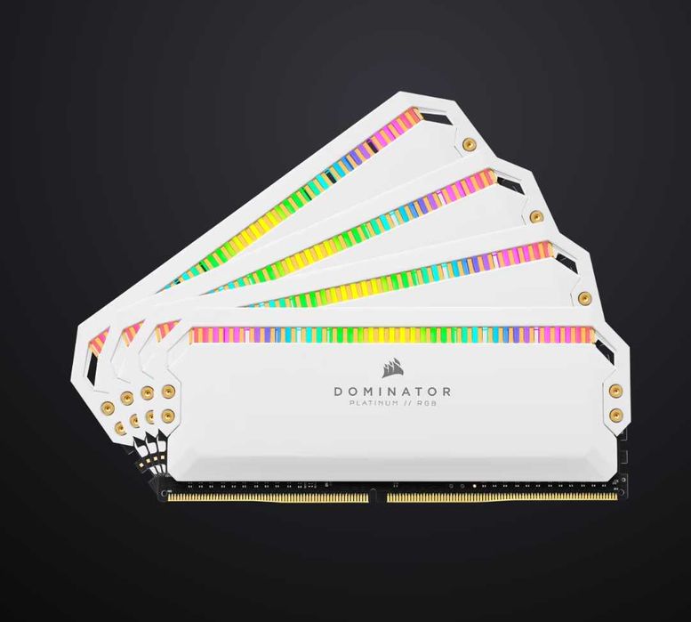 Рам памет Corsair Dominator White RGB 4x8GB 32GB DDR4 3600Mhz