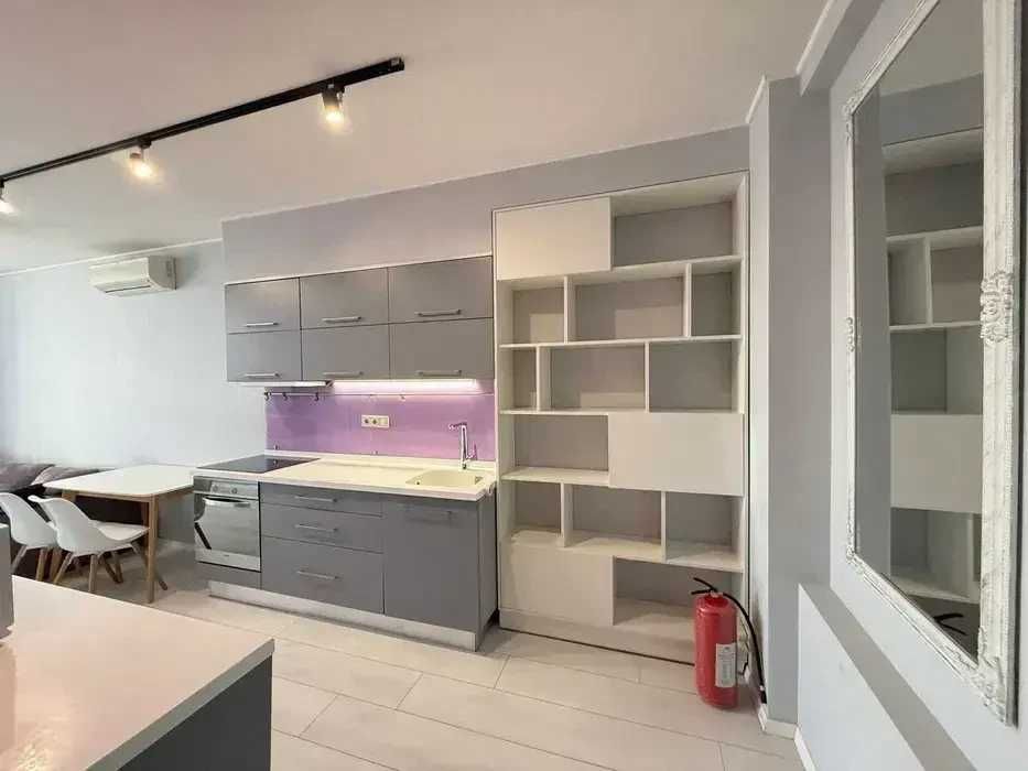 Дава се под наем Двустаен апартамент в София, Център - 56 кв.м за 407.49 € - Снимка #3