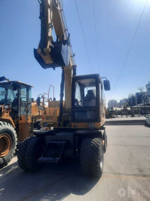 Ekskavator 8155 XGMA