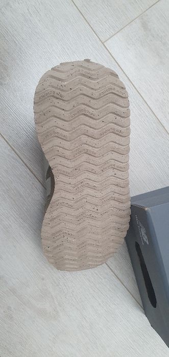 Продаю Кроссовки