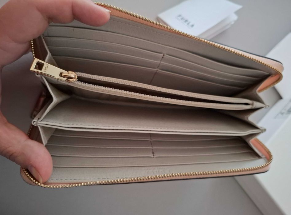 Furla
Голям дамски портфейл Babylon