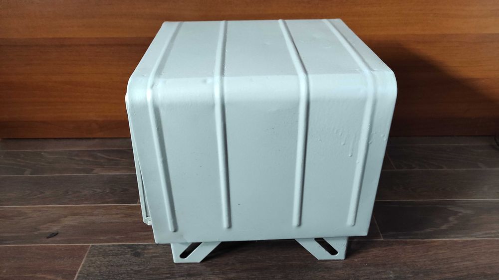 Малка фурничка за печене (подходяша за глина)