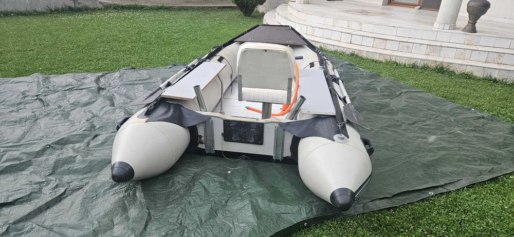 Продавам надуваема лодка Allroundmarin, нов внос от Германия, в