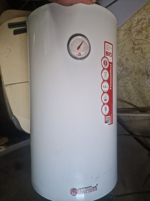 Водонагреватель полностью рабочий