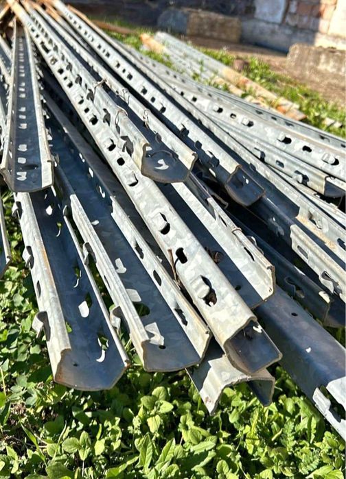 Vand stalip zincati galvanizati pentru gard