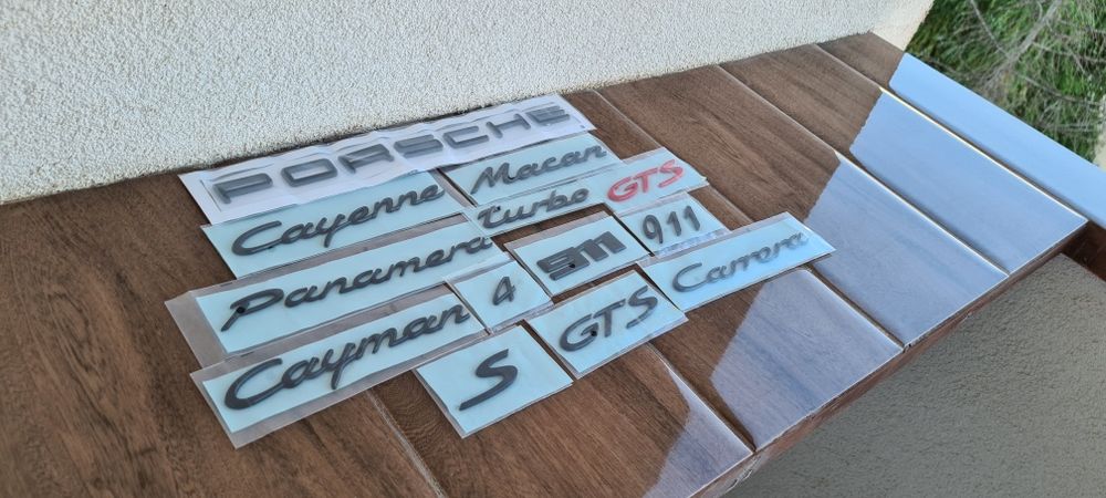Емблема Porsche Порше Panamera Cayenne Macan Cayman  GTS Turbo 911 S 4