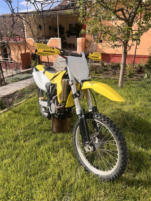 Se vinde susuki rmz250