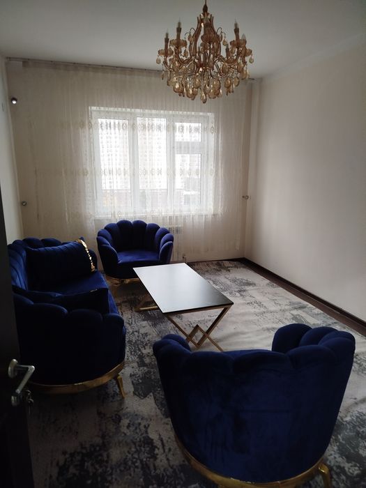 Срочно, сдаётся 3-х комнатная квартира в центре города