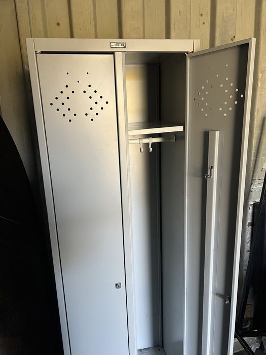 Шкаф металлический, локер