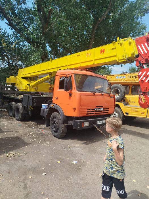 Продам автокран Ивановец 25т